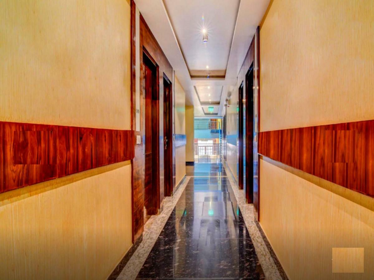 The Grand Uddhav Hotel New Delhi Bagian luar foto